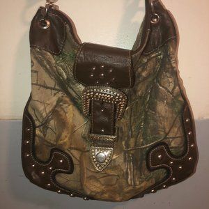 camo purse
